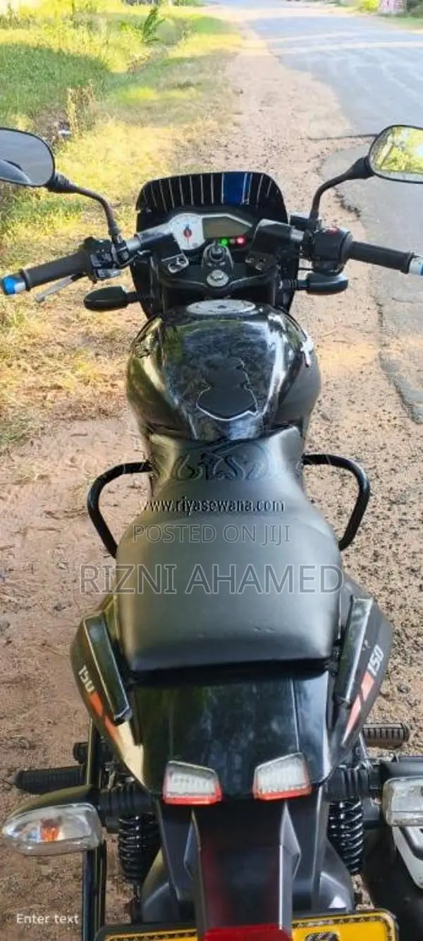 Bajaj Pulsar Tuwin Disk 2018 Motorbike (Used)