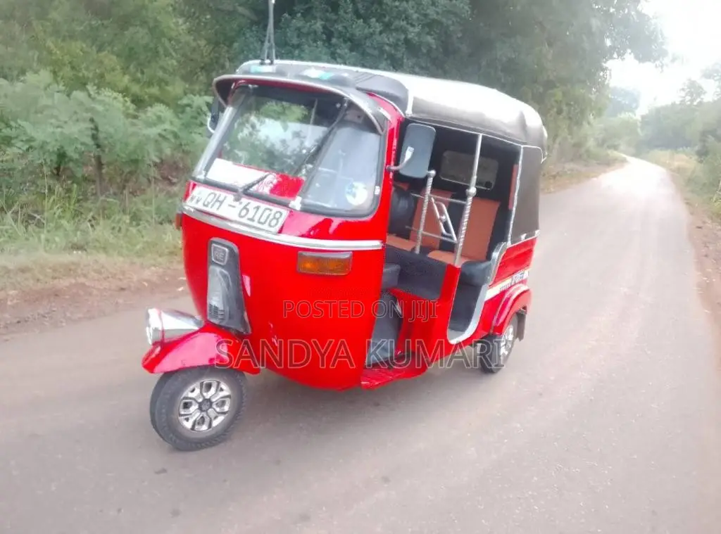 Bajaj RE 2 Stroke 2006 Three Wheel (Used)