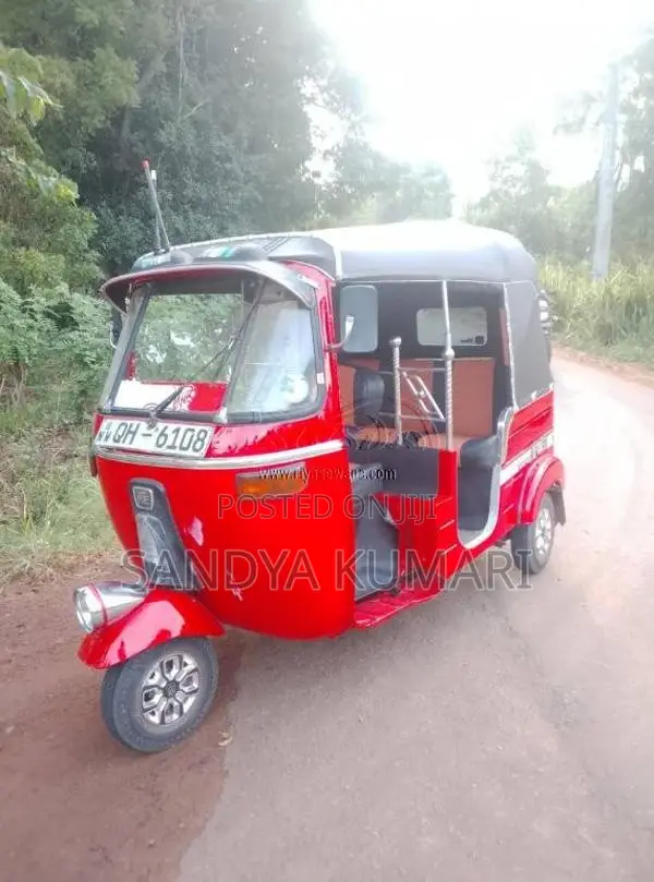 Bajaj RE 2 Stroke 2006 Three Wheel (Used)
