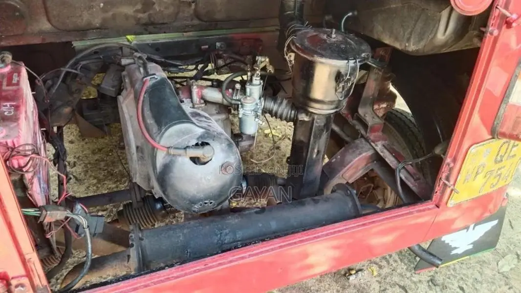 Bajaj RE 2 Stroke 2006 Three Wheel Unregistered (Recondition)