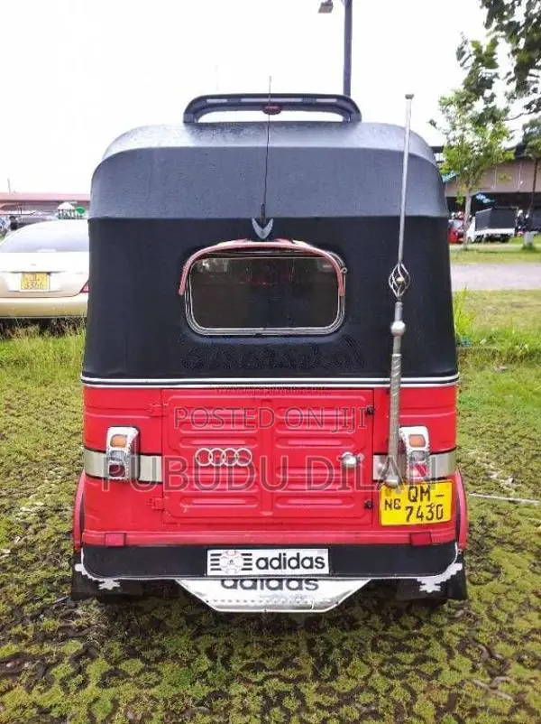 Bajaj 4 Stroke 2008 Three Wheel (Used)