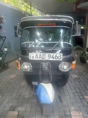 Bajaj 4 stroke 2012 Three Wheel (Used)