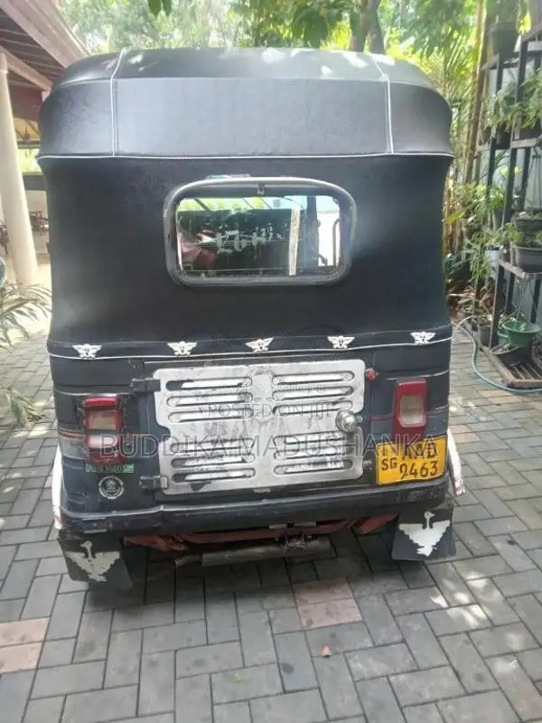 Bajaj 4 stroke 2012 Three Wheel (Used)