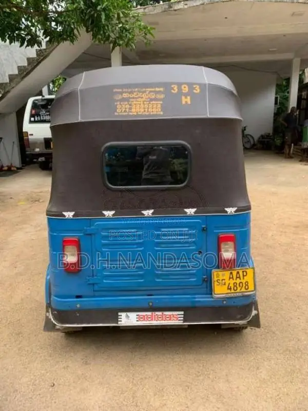 Bajaj RE 2014 Three Wheel (Used)