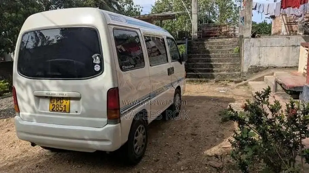Subaru Sambar 2001 Van (Used)