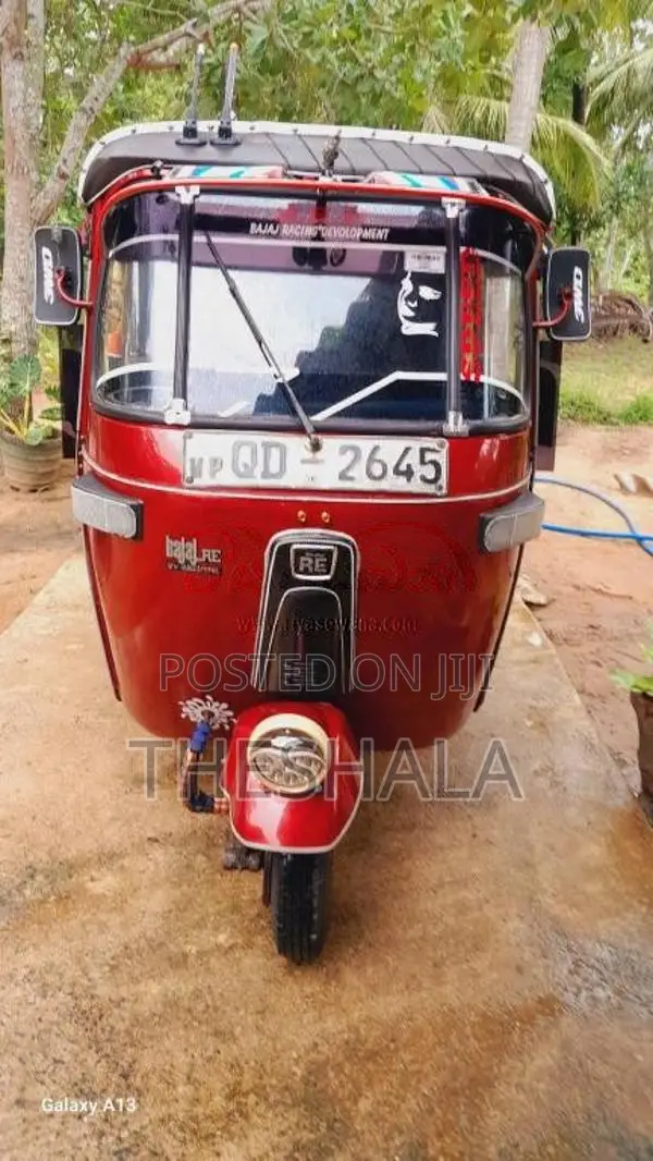 Bajaj RE 2005 Three Wheel (Used)