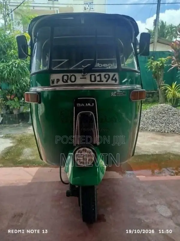 Bajaj 4 Stroke 2008 Three Wheel (Used)