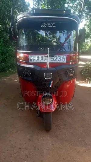 Bajaj 4 Stroke 2014 Three Wheel (Used)