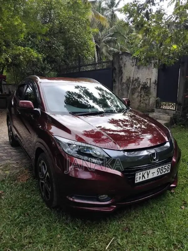 Honda Vezel 2014 SUV (Used)