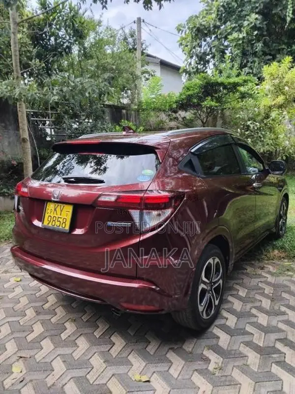 Honda Vezel 2014 SUV (Used)