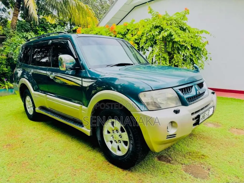 Mitsubishi Montero 2003 SUV (Used)