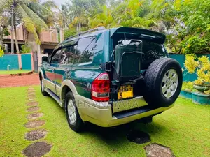 Mitsubishi Montero 2003 SUV (Used)