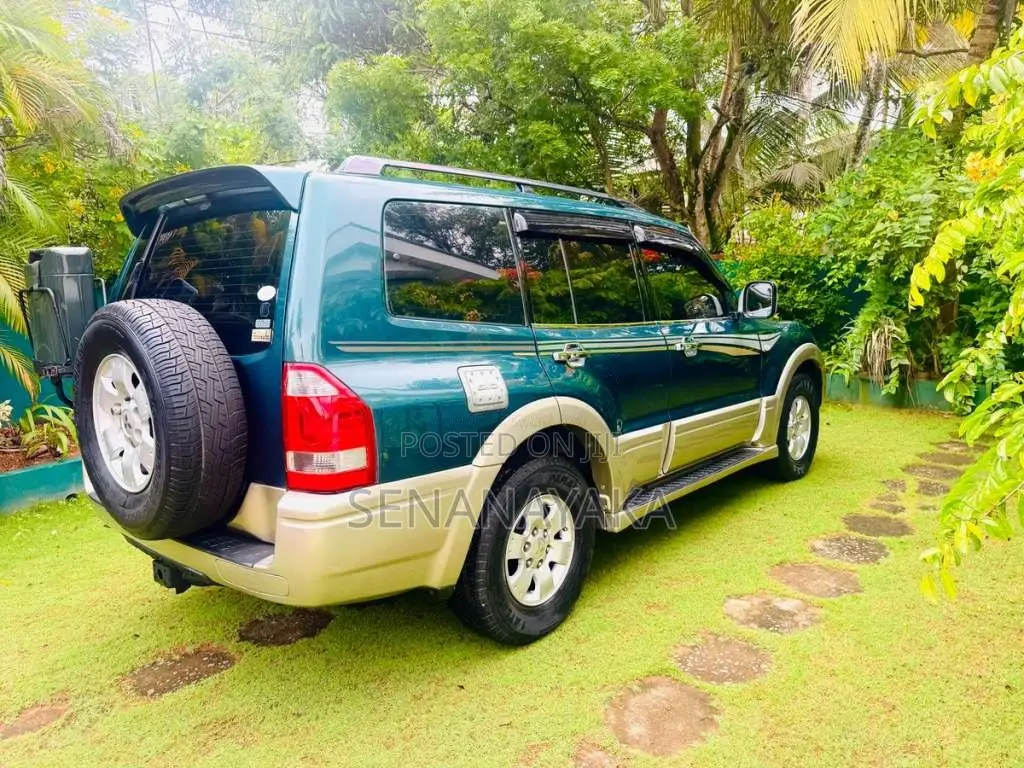 Mitsubishi Montero 2003 SUV (Used)