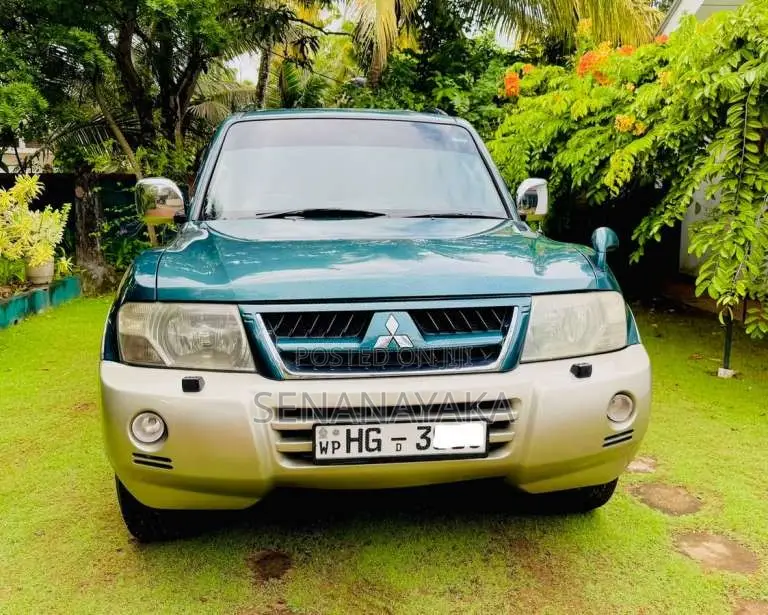 Mitsubishi Montero 2003 SUV (Used)