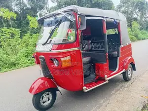 Bajaj RE 205 2011 Three Wheel (Used)