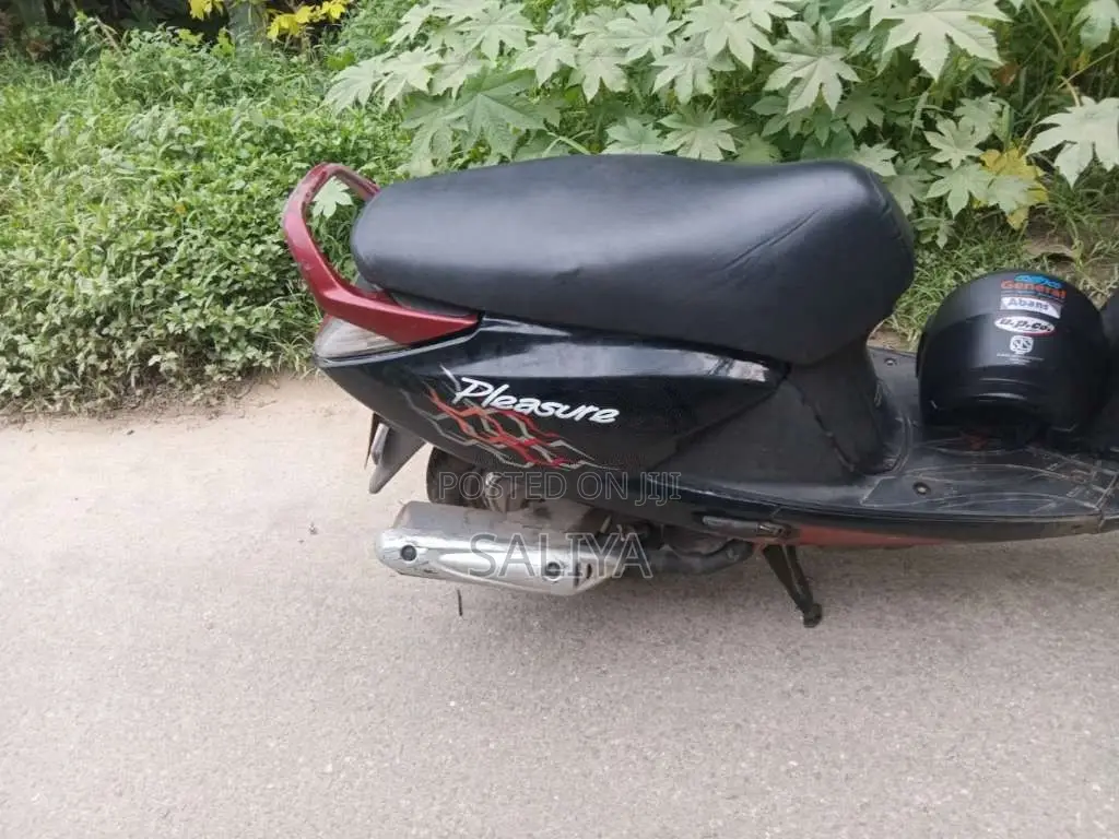 Hero Pleasure 2013 Motorbike (Used)