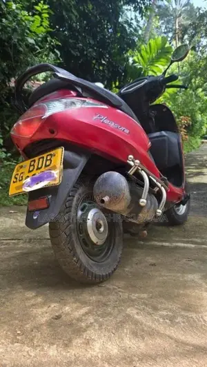 Hero Pleasure 2015 Motorbike (Used)