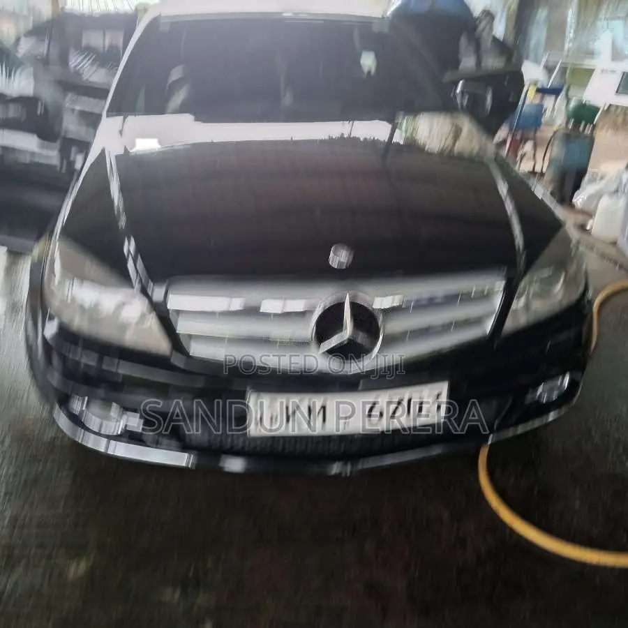 Mercedes-Benz C180 2010 Car (Used)
