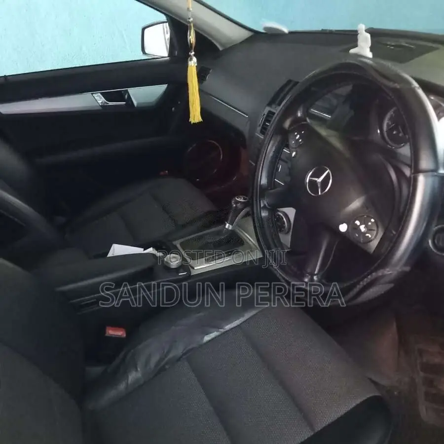 Mercedes-Benz C180 2010 Car (Used)
