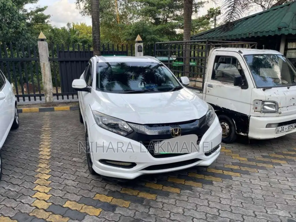 Honda Vezel Orange Pack 2015 SUV (Used)