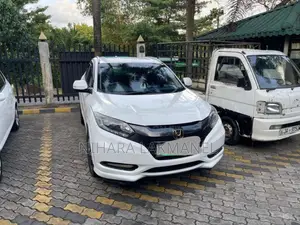 Honda Vezel Orange Pack 2015 SUV (Used)