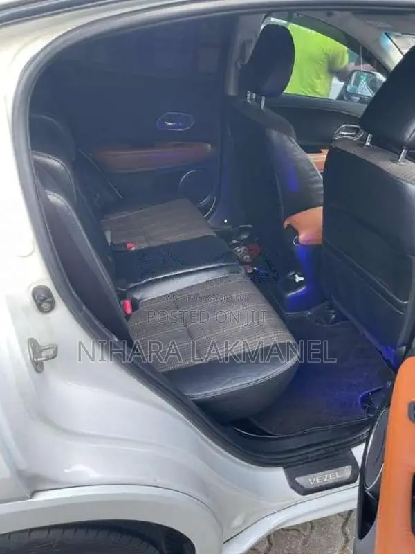 Honda Vezel Orange Pack 2015 SUV (Used)