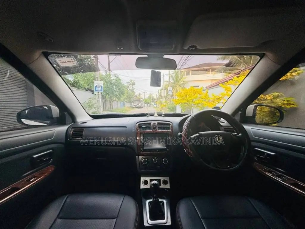 DFSK Glory 330 2019 SUV (Used)
