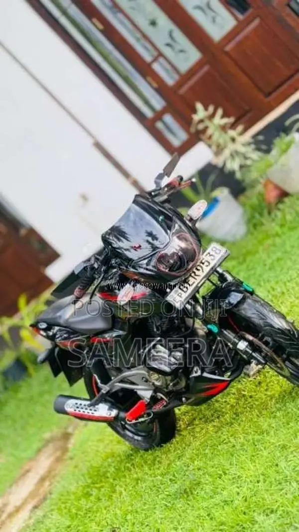 Bajaj Pulsar 2016 Motorbike (Used)