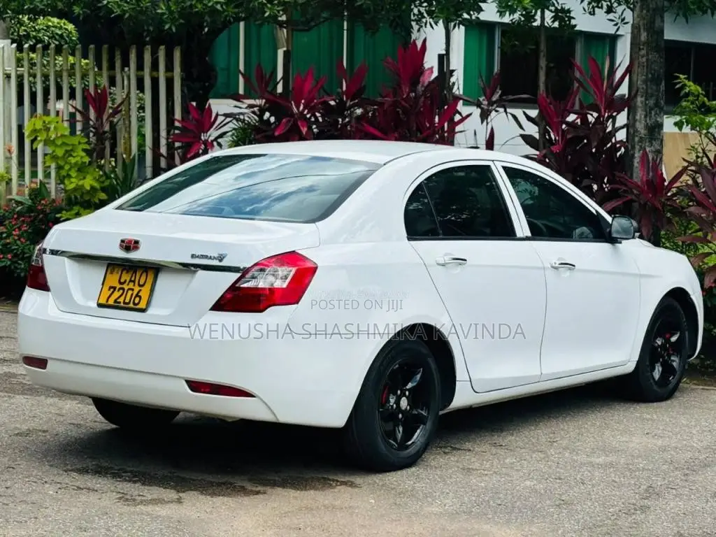 Micro Emgrand 2016 Car (Used)
