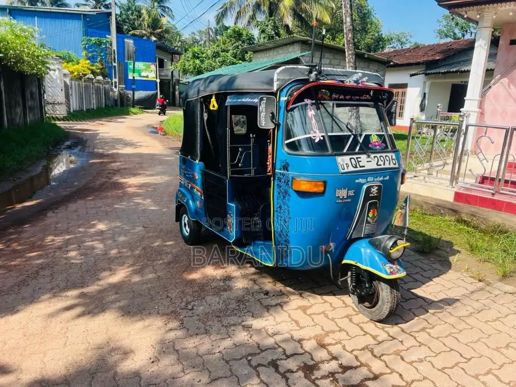 Bajaj 2 stroke 2006 Three Wheel (Used)