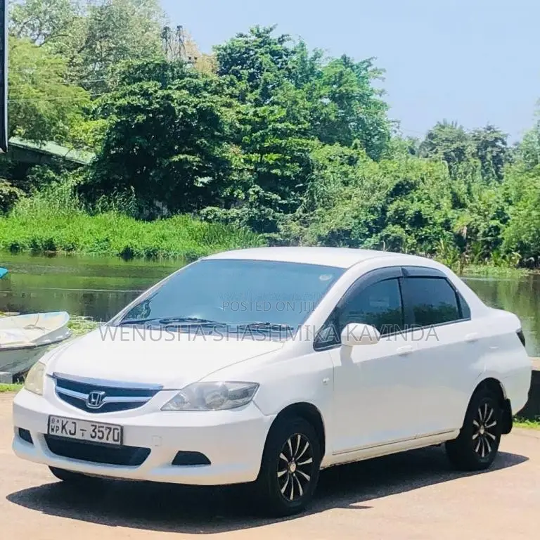 Honda Fit Aria 2010 Car (Used)