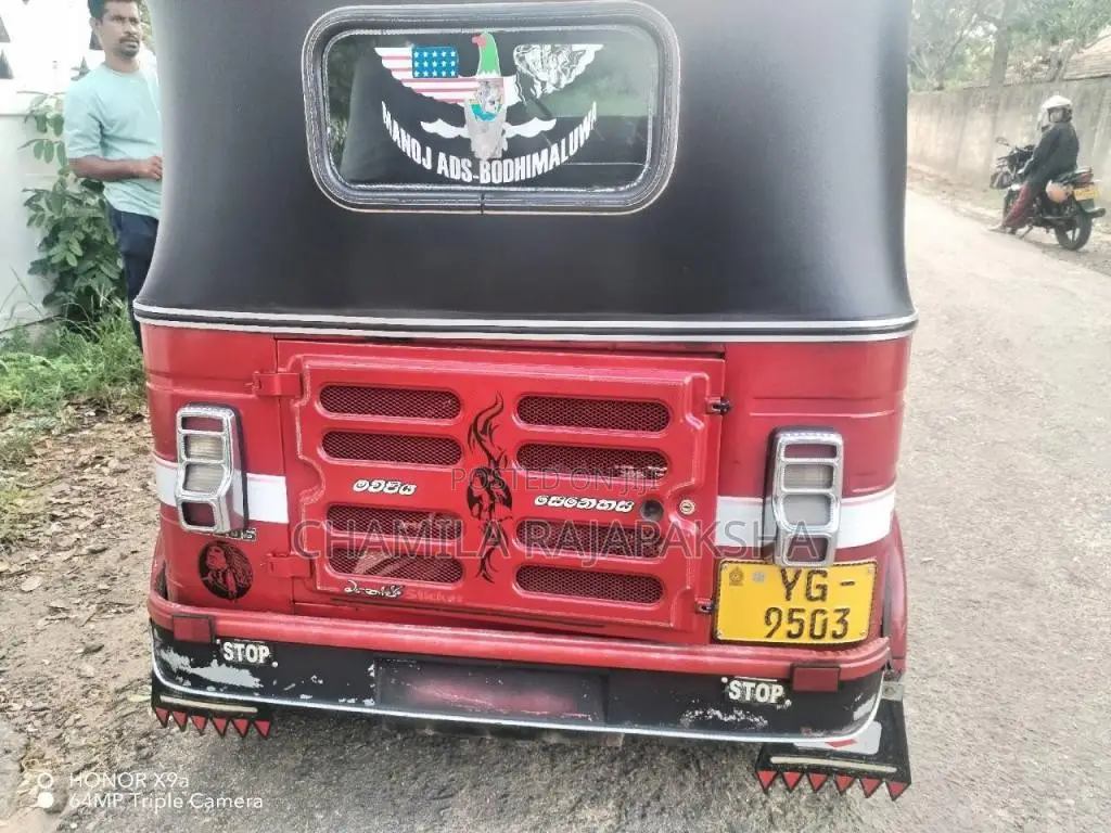 Bajaj RE 2010 Three Wheel (Used)