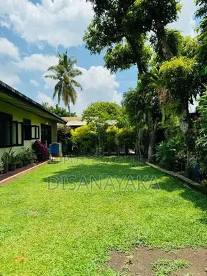 Land with House for Sale Koswatte Ds4812