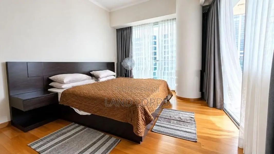 Fully Furnished 3BR Apartment in Emperor Colombo FOR RENT