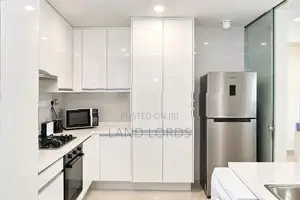 Fully Furnished 3BR Apartment in Emperor Colombo FOR RENT