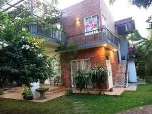 Luxury 8 Bedroomed House With Furniture For Sale in Katunayake