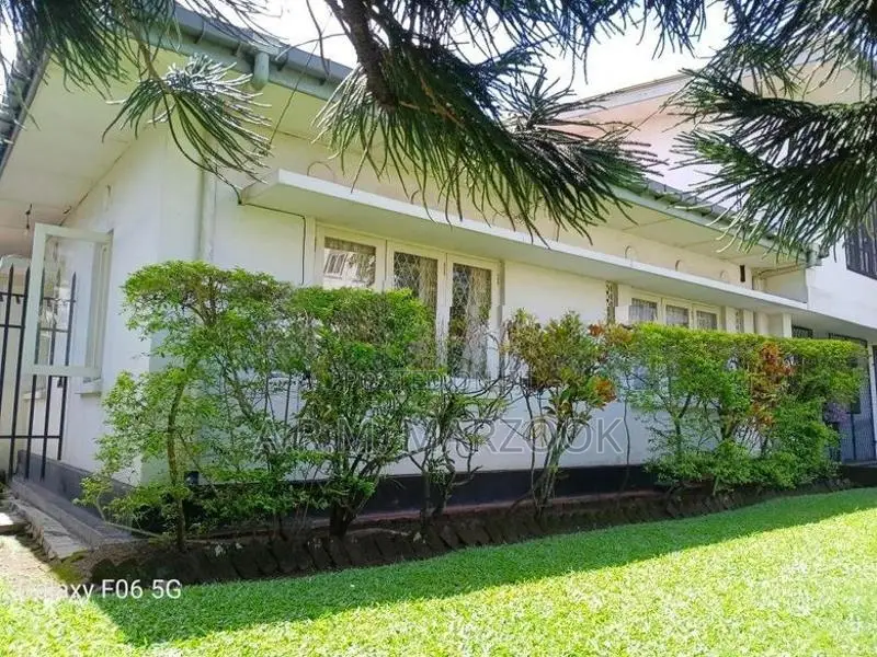 NUGEGODA HART OF TOWN NEAR ANULA 23.6 P HOUSE WITH LAND FOR SALE