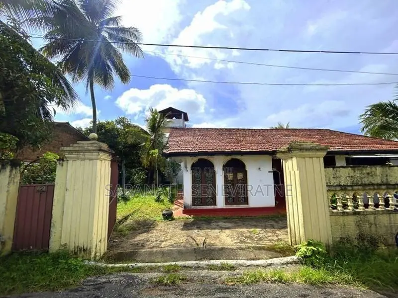 House in Kotagedara Junction Piliyandala Off Madapatha Rd