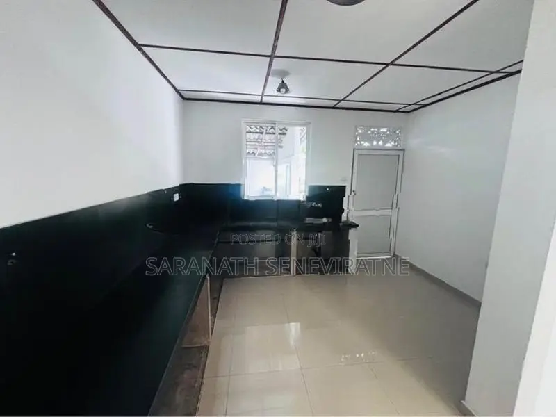House in Piliyandala Towards Bokundara - With 24 Perches of Land Exten