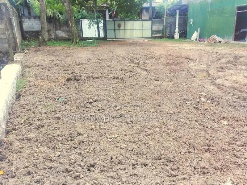 Land in Malabe Pothuarawa Rd