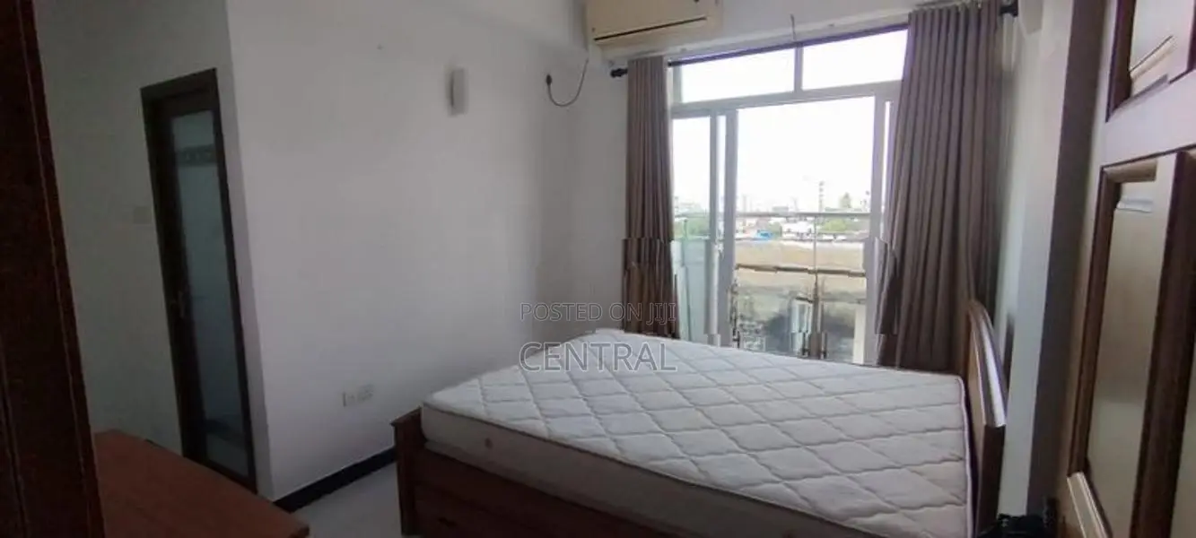 Apartment for Sale in Blue Ocean, Mount Lavinia (C7-10433)