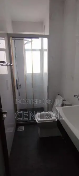 Apartment for Sale in Blue Ocean, Mount Lavinia (C7-10433)