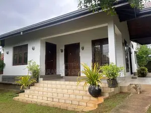 🏡 Spacious 4-Bedroom House for Sale in Negombo Kochchikade