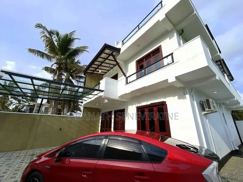Brand-New House Sale in Siddamulla Piliyandala off Kudamaduwa Rd