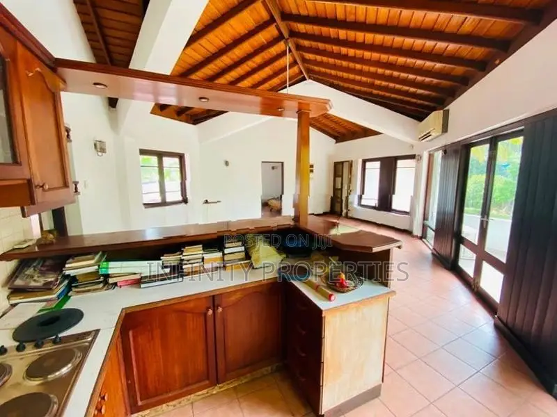 (AFA411) Luxury 02 Story House with 80 P for sale in Nugegoda