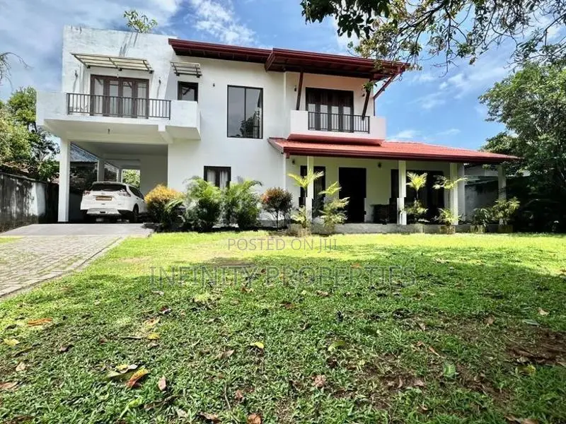 (AFA422) 03 Story House With 25 P Sale At Attidiya