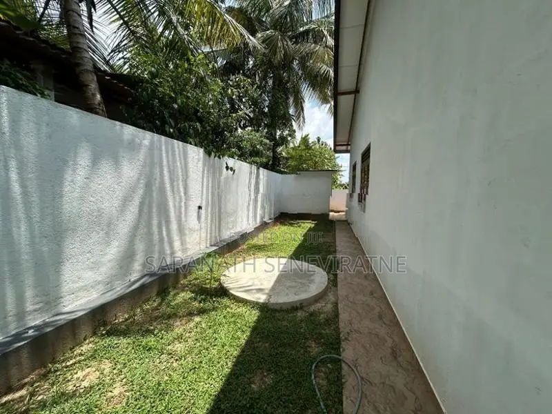 Brand-New House For Sale From Homagama Talagala - Off Beruketiya