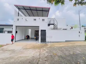 මාලබේ අලුත් තත්වයේ නිවසක් විකිණීමට ඇත.