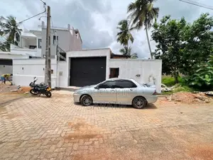 අතුරුගිරියෙන් පර්චස් 10ක ඉඩම සහ නිවස විකිණීමට ඇත (අලුත්ම නිවසකි)