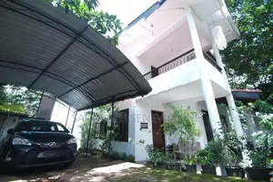 🏡Good Condition House for sale in Pannipitiya.